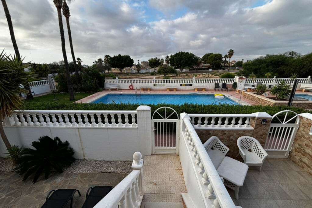 Semi-Detached House Dona Pepa Alicante - image 24