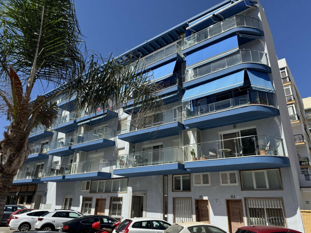 Middle Floor Apartment Fuengirola Málaga - image 24