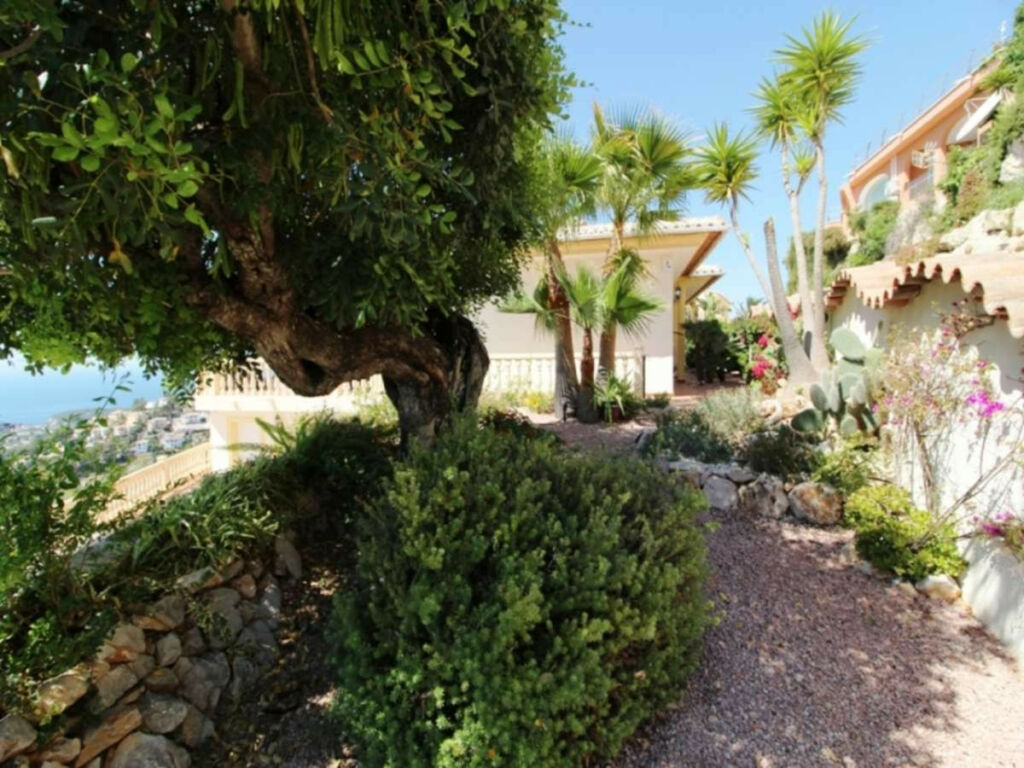 Detached Villa Moraira Alicante - image 24