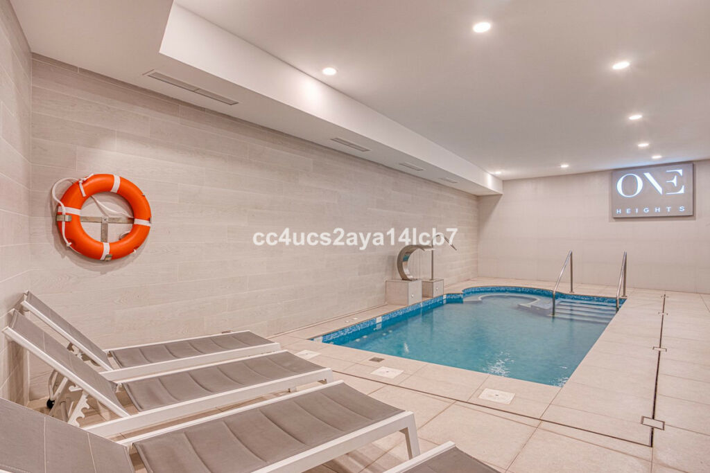 Middle Floor Apartment Calanova Golf Málaga - image 24