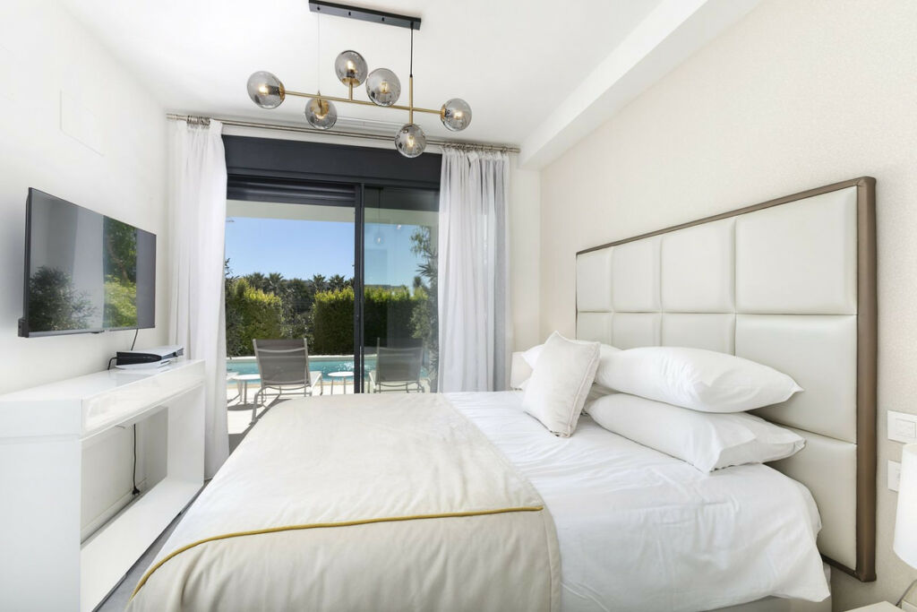 Townhouse Marbella Málaga - image 24
