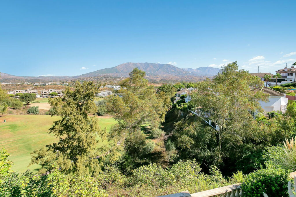Detached Villa La Cala Golf Málaga - image 24