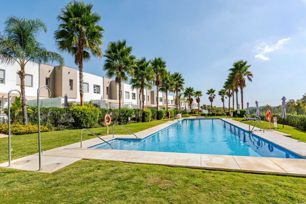 Townhouse Estepona Málaga - image 24