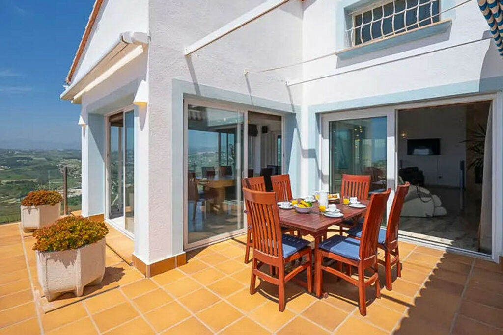 Detached Villa Moraira Alicante - image 24