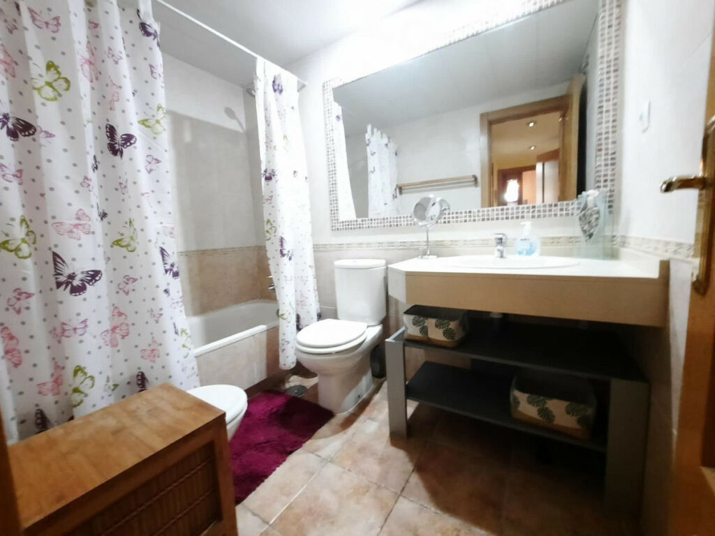 Middle Floor Apartment Villajoyosa Alicante - image 24