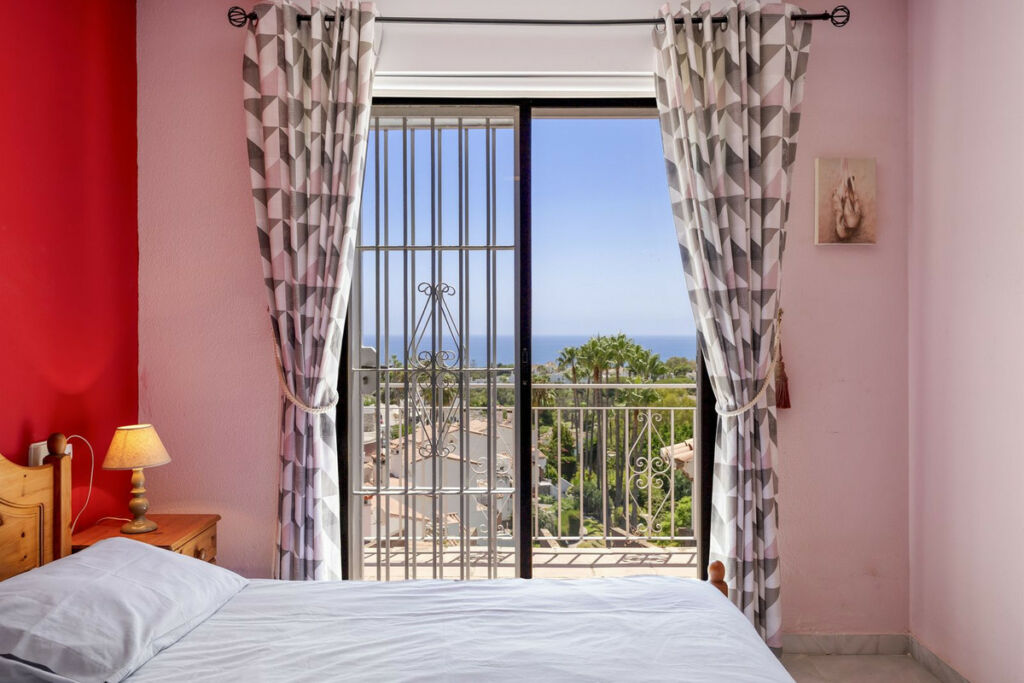 Semi-Detached House Calahonda Málaga - image 24