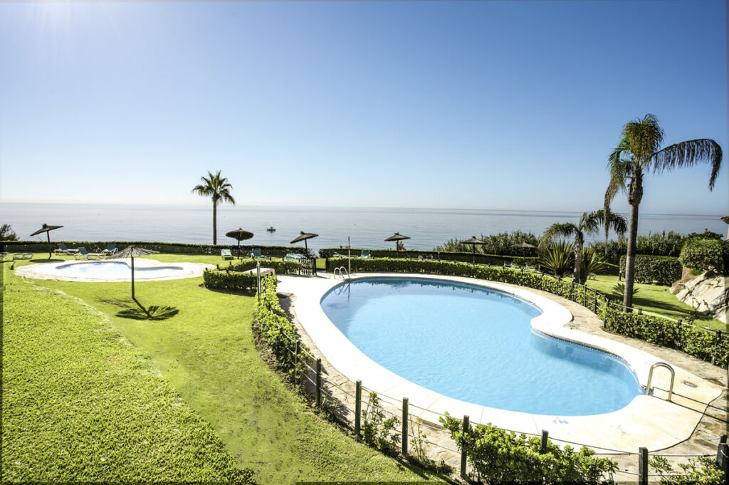 Townhouse Estepona Málaga - image 23