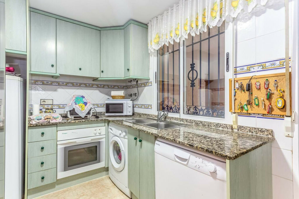 Townhouse Orihuela Costa Alicante - image 24