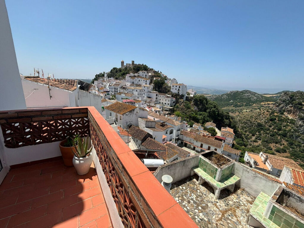 Townhouse Casares Málaga - image 24