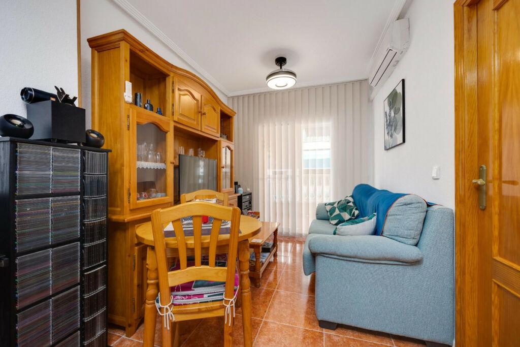 Middle Floor Apartment Guardamar del Segura Alicante - image 24