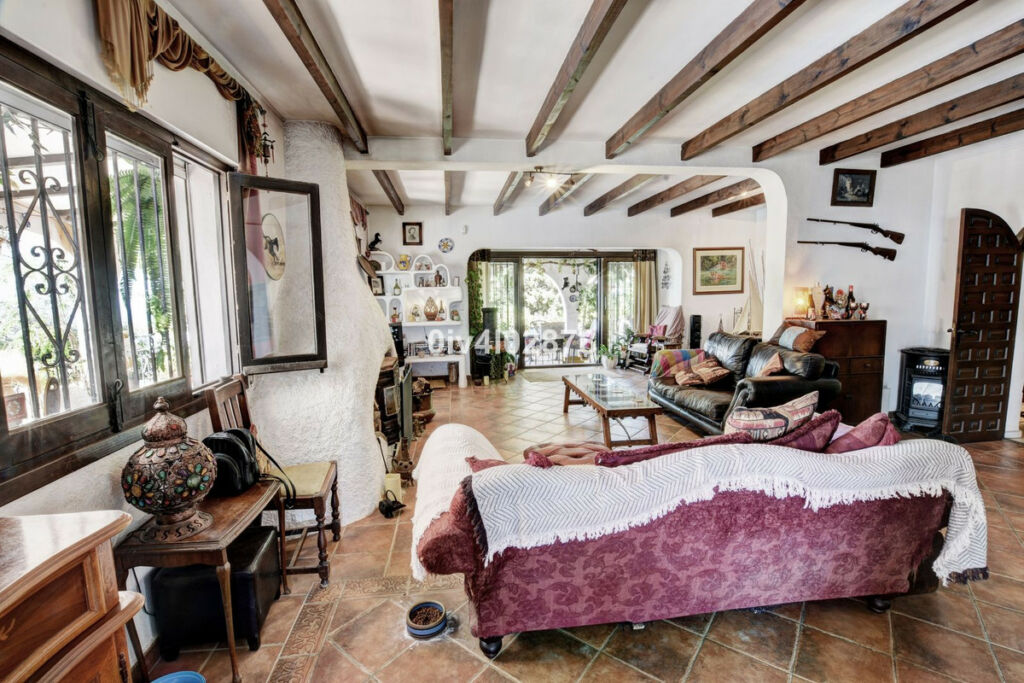 Detached Villa Benalmadena Pueblo Málaga - image 25