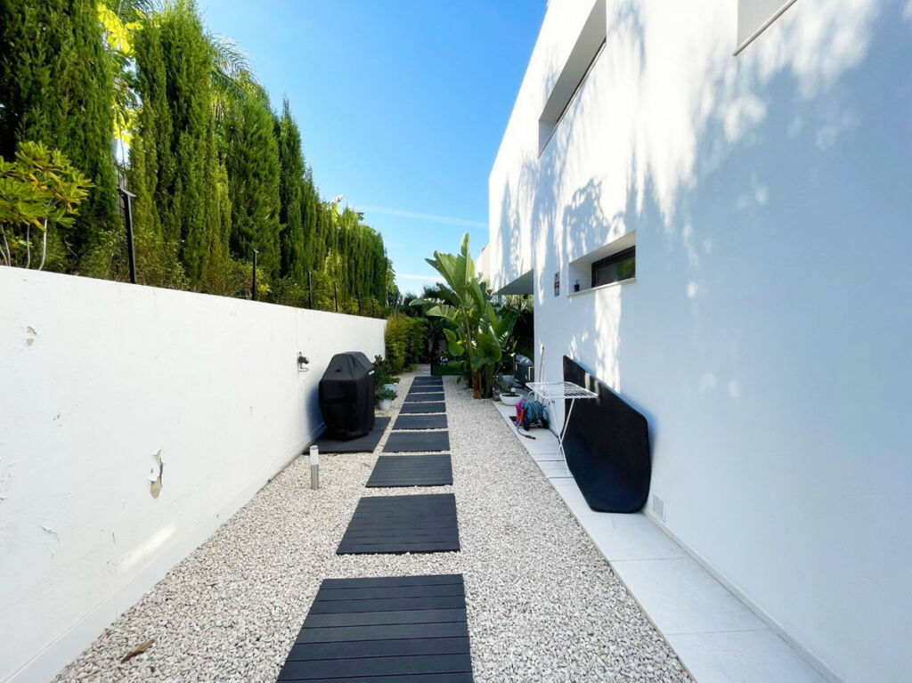 Detached Villa Calpe Alicante - image 25