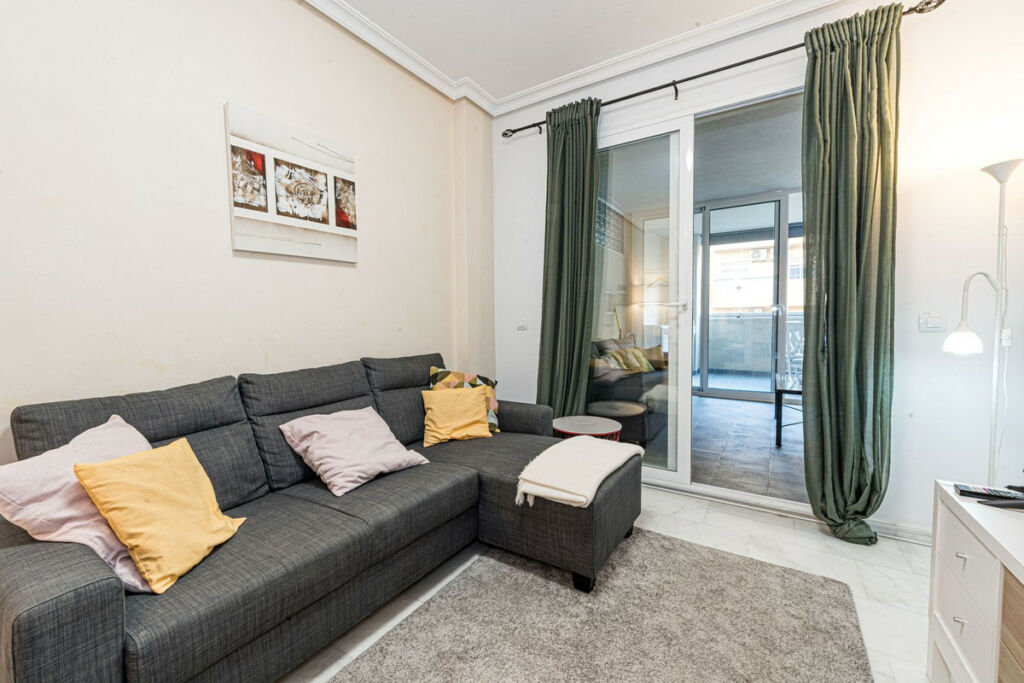 Middle Floor Apartment Los Pacos Málaga - image 25