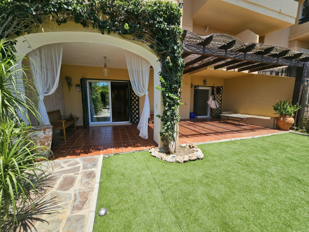 Ground Floor Apartment Selwo Málaga - image 25