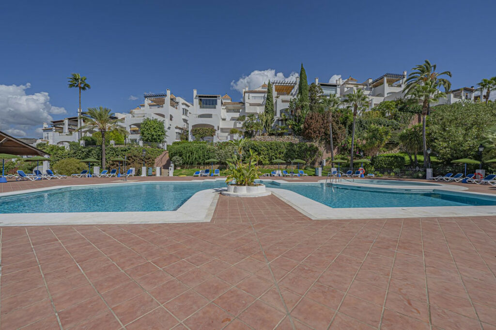 Townhouse Nueva Andalucía Málaga - image 25