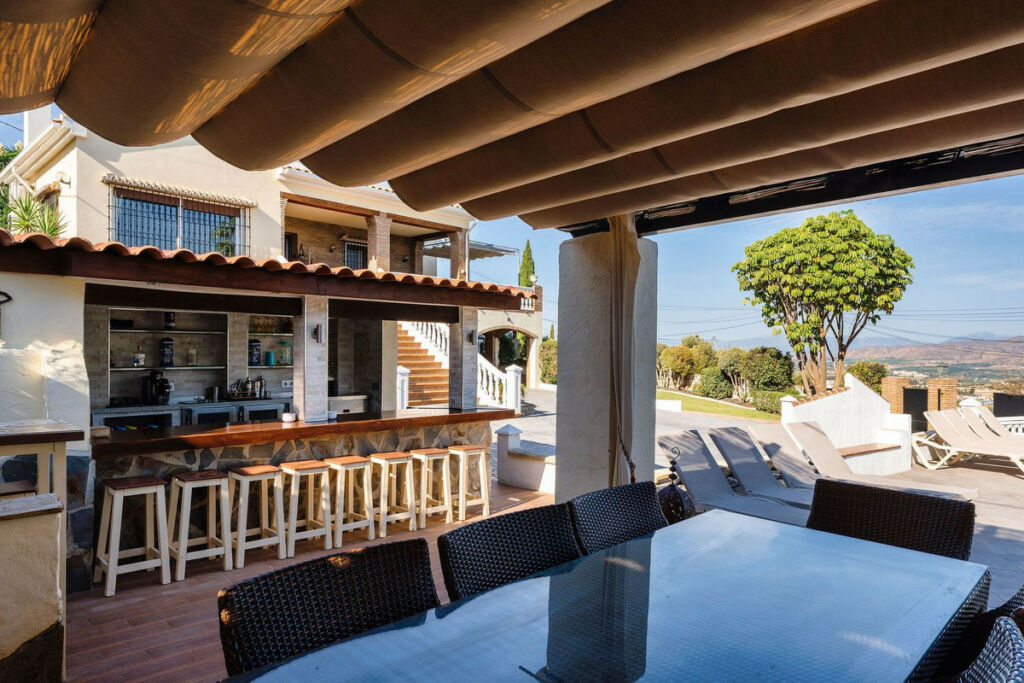Detached Villa Alhaurín de la Torre Málaga - image 25