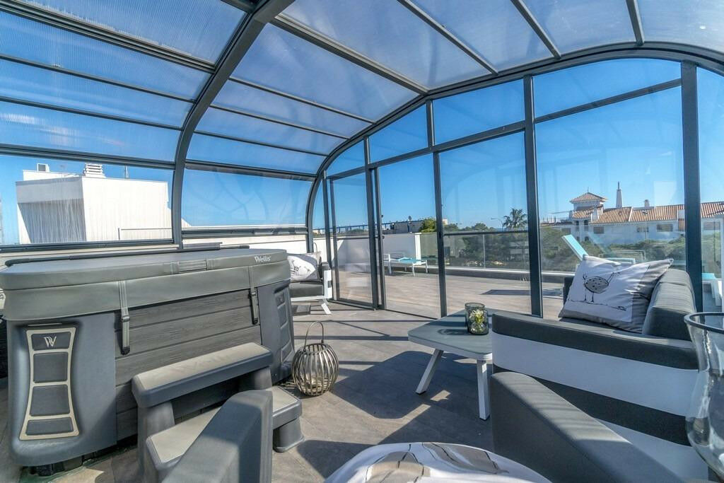 Detached Villa Campoamor Alicante - image 25