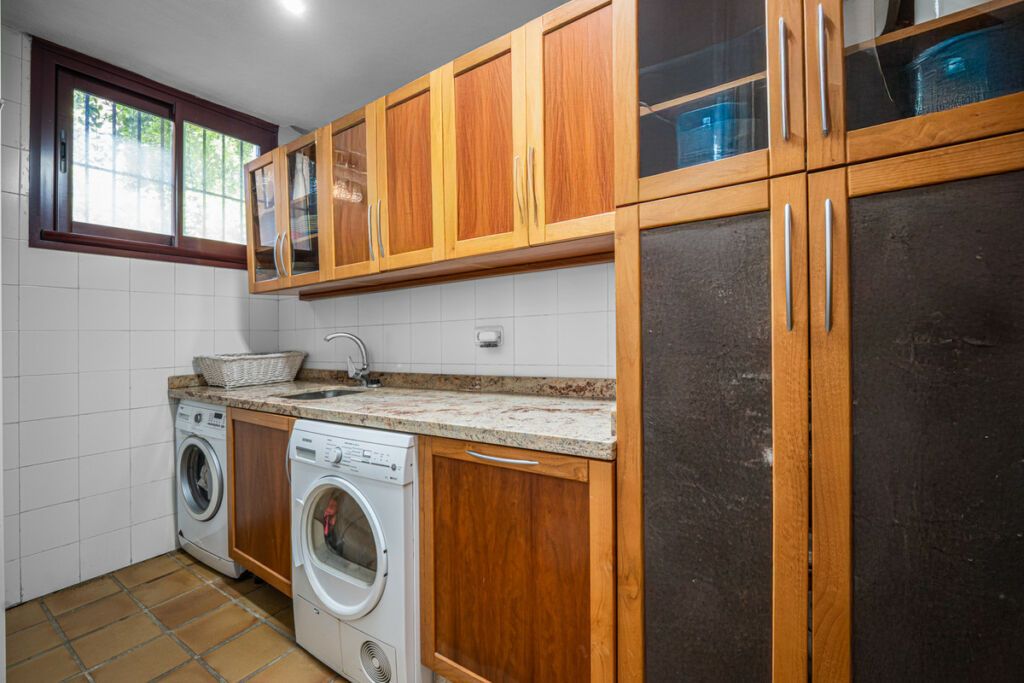 Townhouse Marbella Málaga - image 25