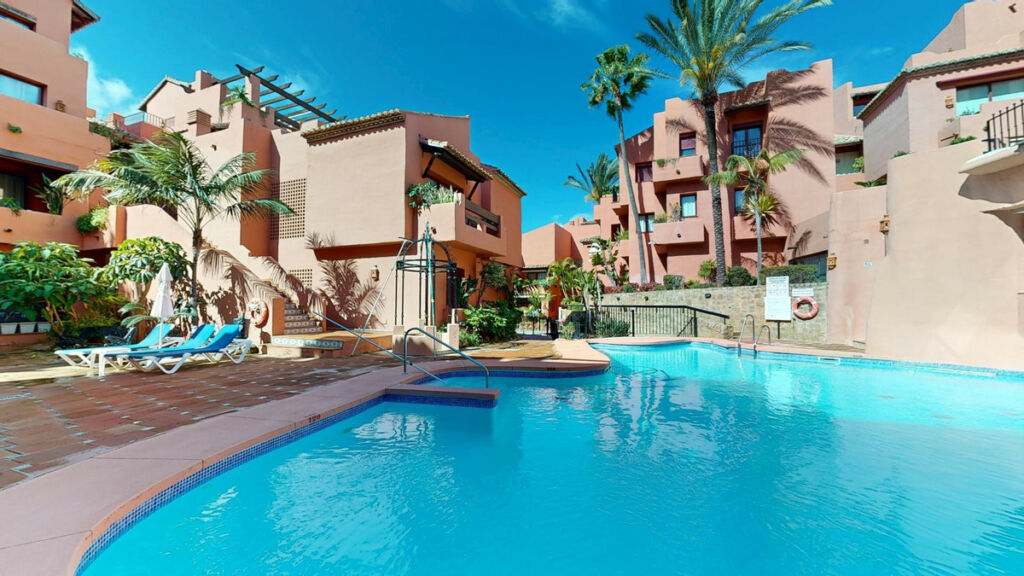 Middle Floor Apartment Marbella Málaga - image 25