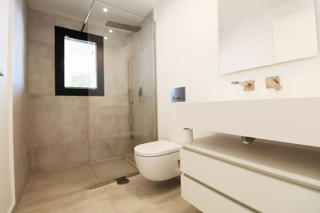 Detached Villa El Chaparral Málaga - image 25