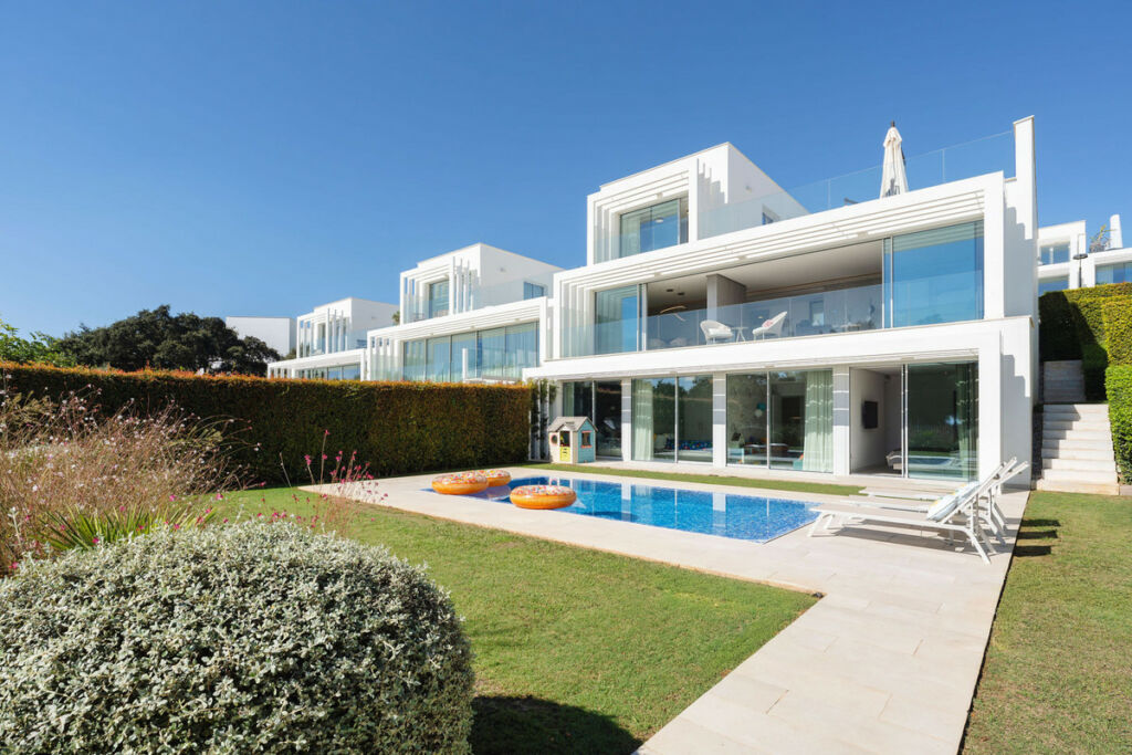 Detached Villa Sotogrande Cádiz - image 25