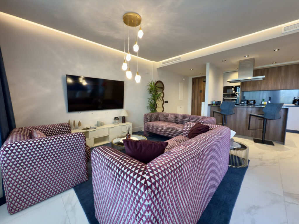 Middle Floor Apartment San Pedro de Alcántara Málaga - image 6