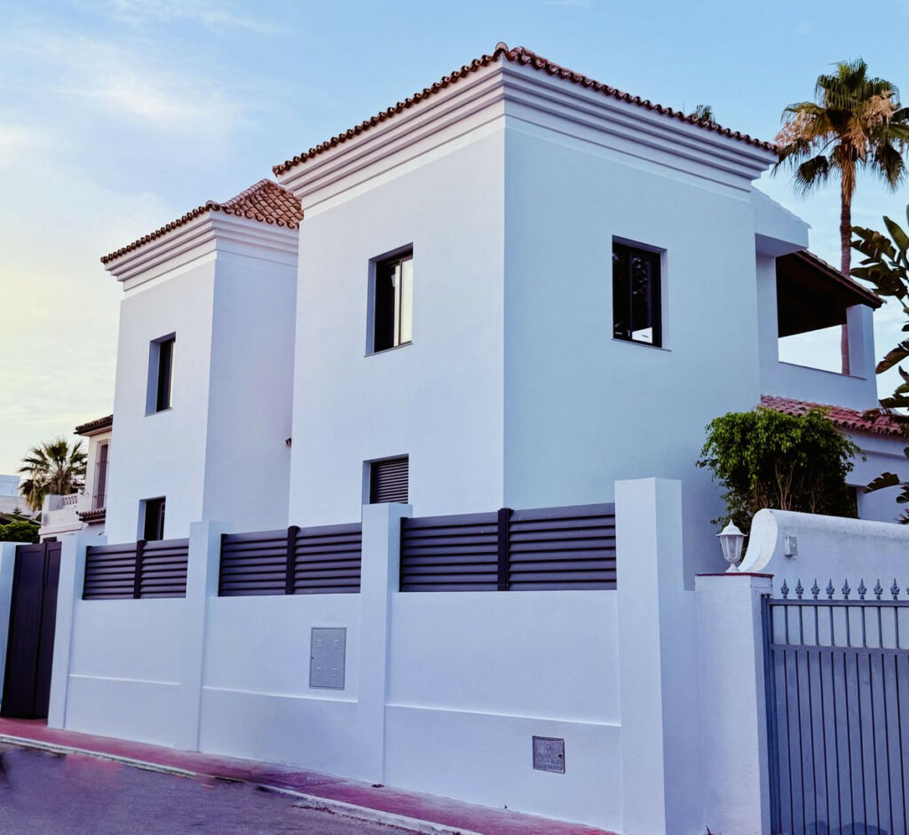 Detached Villa Marbella Málaga - image 25