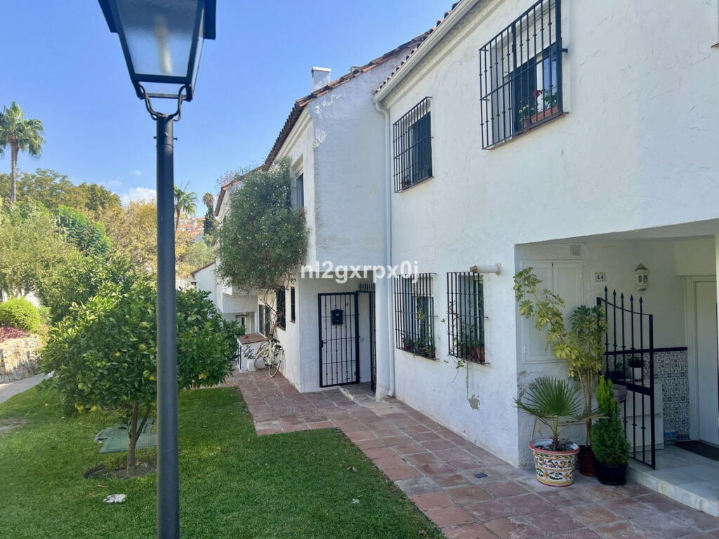 Townhouse Marbella Málaga - image 25