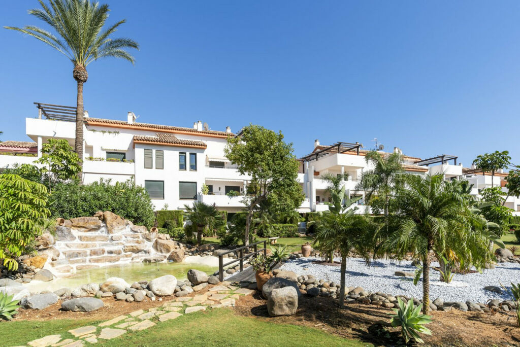 Middle Floor Apartment Bel Air Málaga - image 25