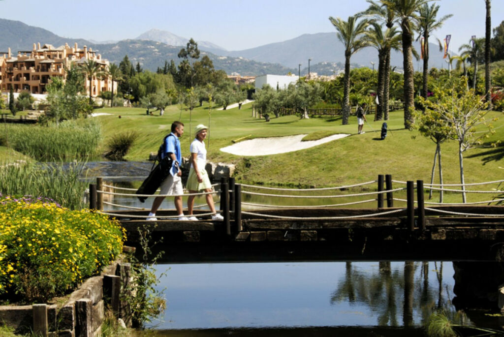 Townhouse New Golden Mile Málaga - image 25
