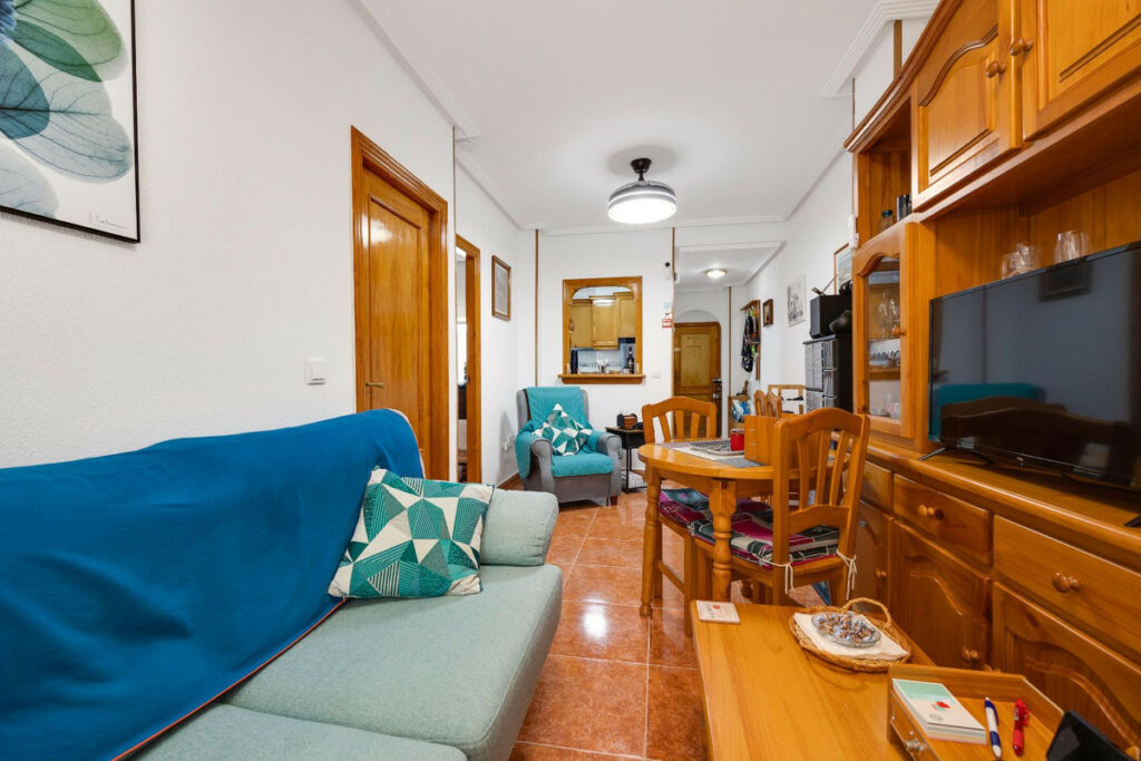 Middle Floor Apartment Guardamar del Segura Alicante - image 25