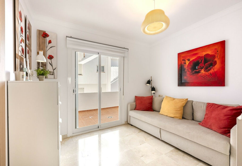 Middle Floor Apartment La Mairena Málaga - zdjęcie 25