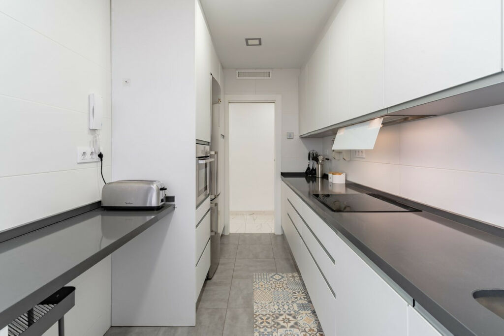 Middle Floor Apartment Fuengirola Málaga - image 25