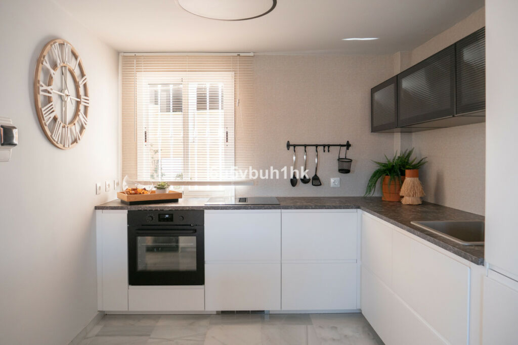 Townhouse Torrequebrada Málaga - image 22