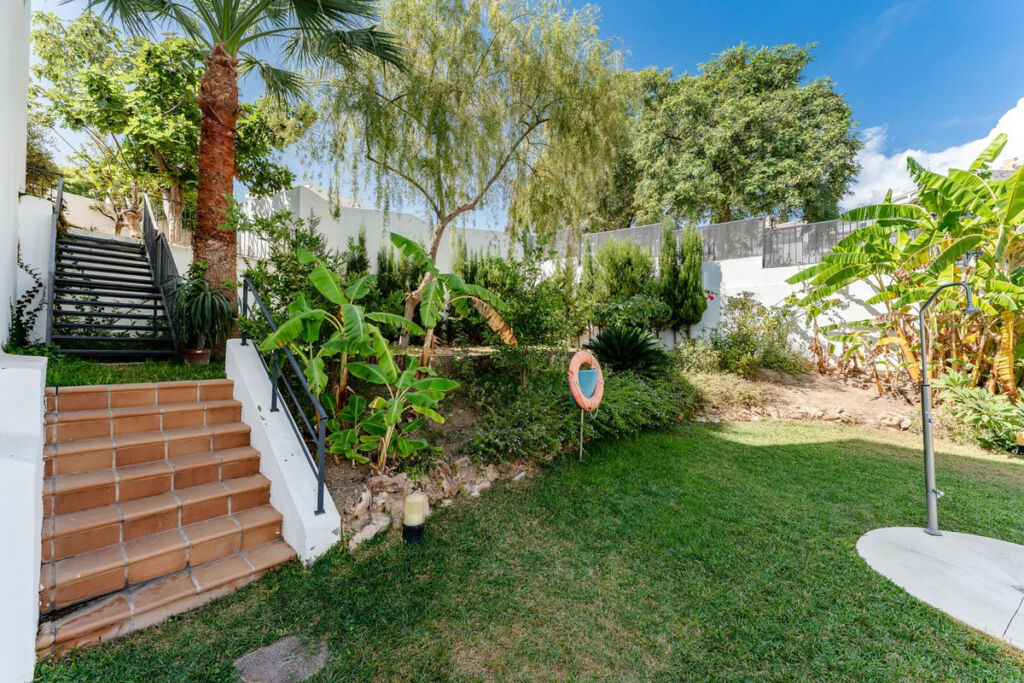 Townhouse Torreblanca Málaga - image 25