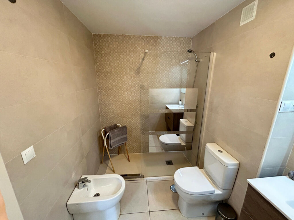 Middle Floor Apartment Nueva Andalucía Málaga - image 25