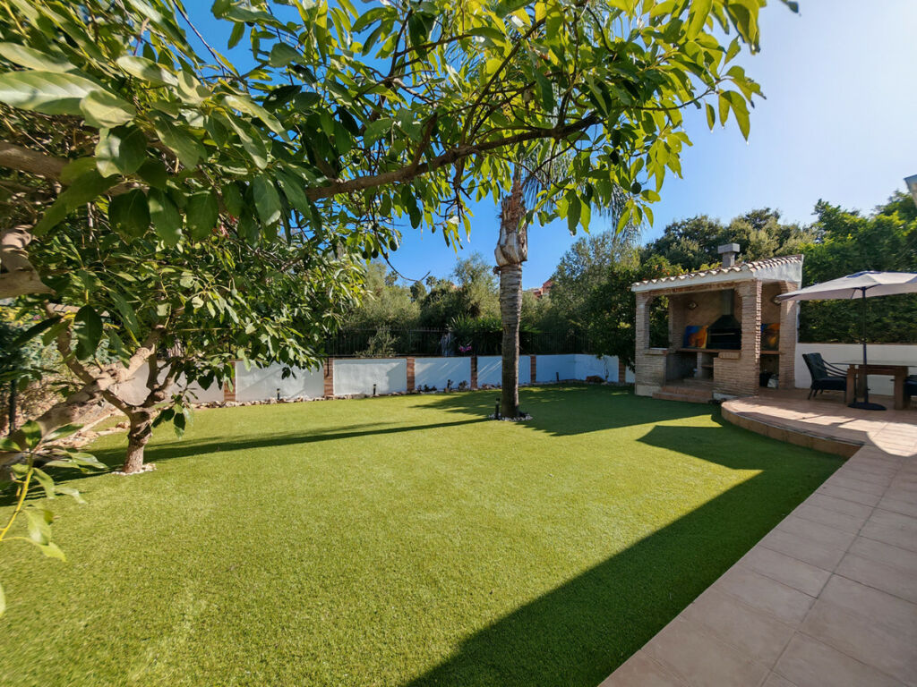 Semi-Detached House Las Chapas Málaga - image 25