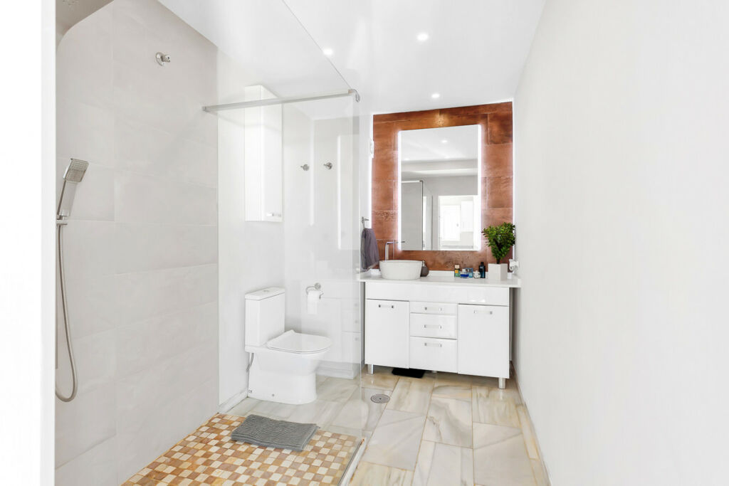 Middle Floor Apartment Estepona Málaga - image 25