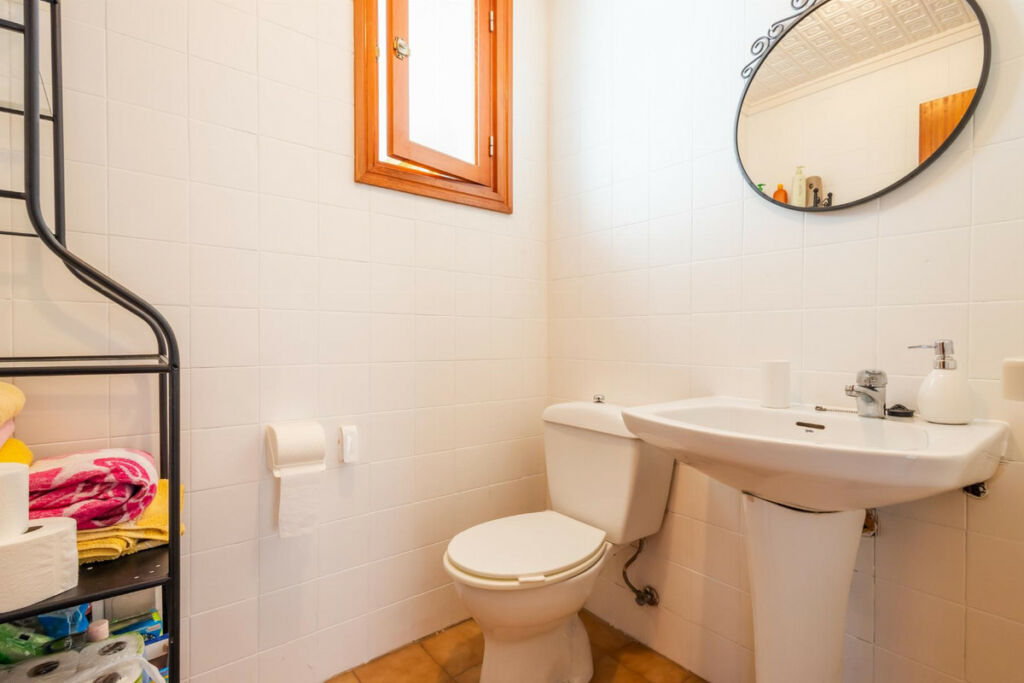 Middle Floor Apartment Torrevieja Alicante - image 25