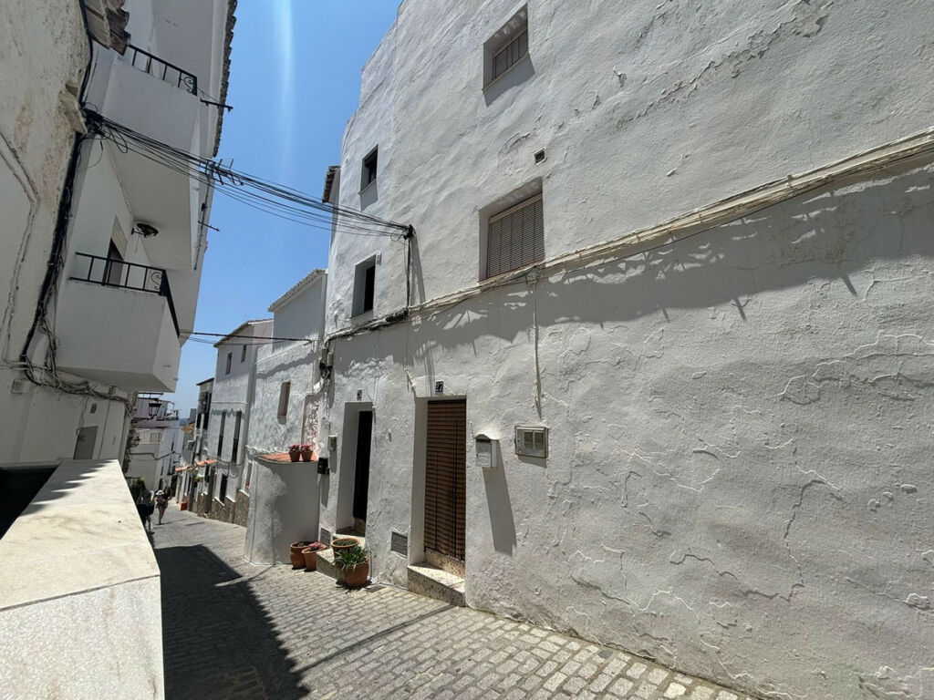 Townhouse Casares Málaga - image 25