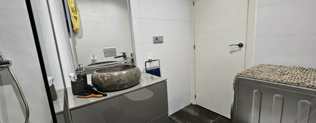 Middle Floor Apartment Estepona Málaga - image 26