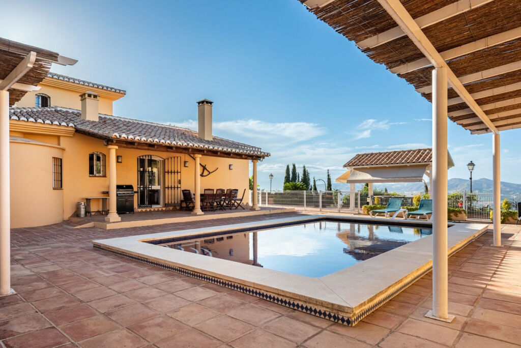 Detached Villa Alhaurín de la Torre Málaga - image 26