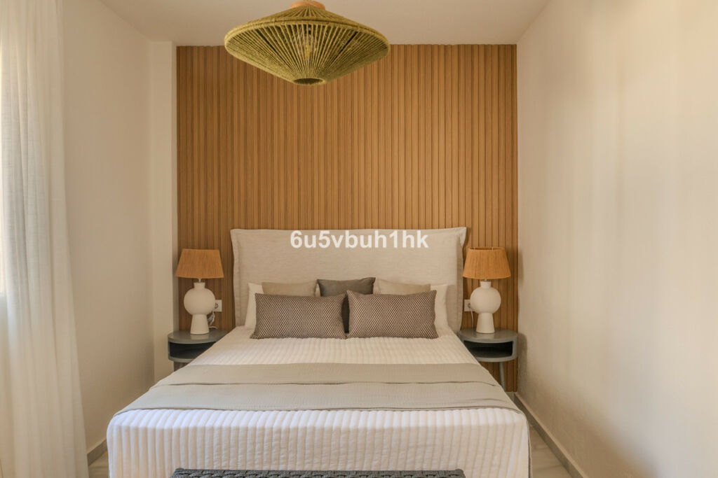 Townhouse Torrequebrada Málaga - image 26