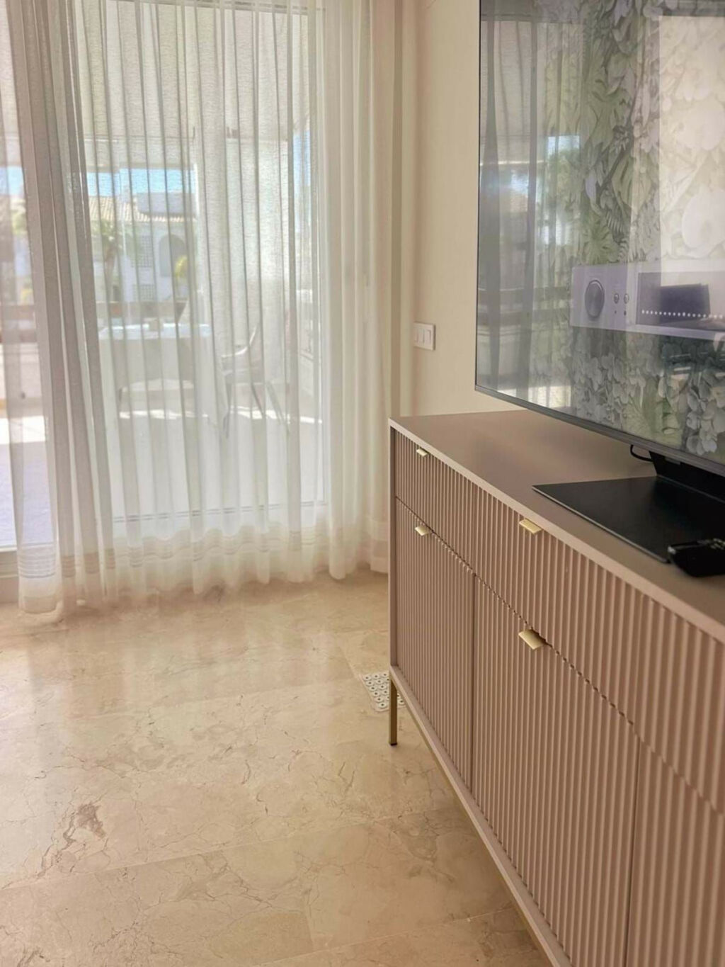 Middle Floor Apartment Selwo Málaga - image 26