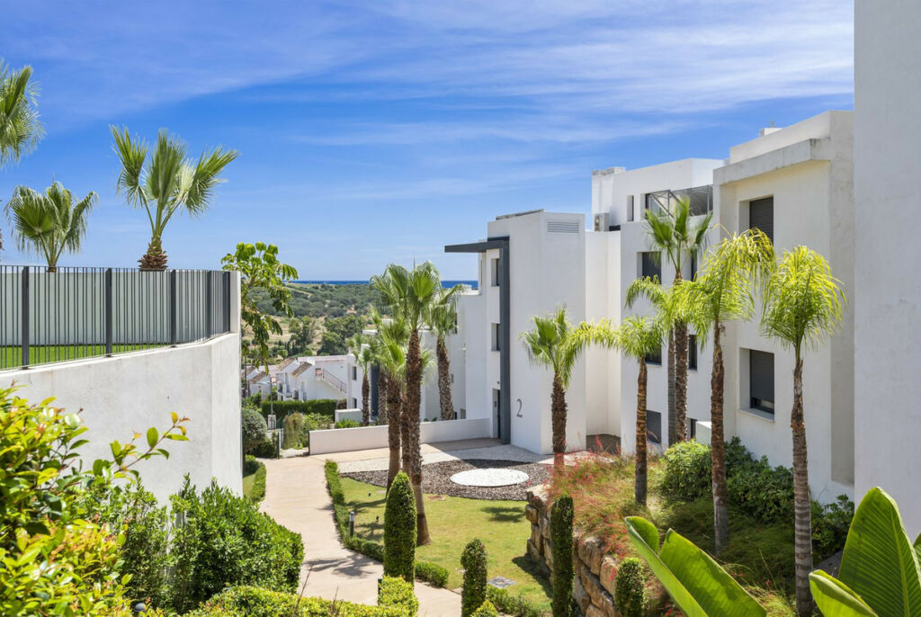 Ground Floor Apartment Estepona Málaga - image 26