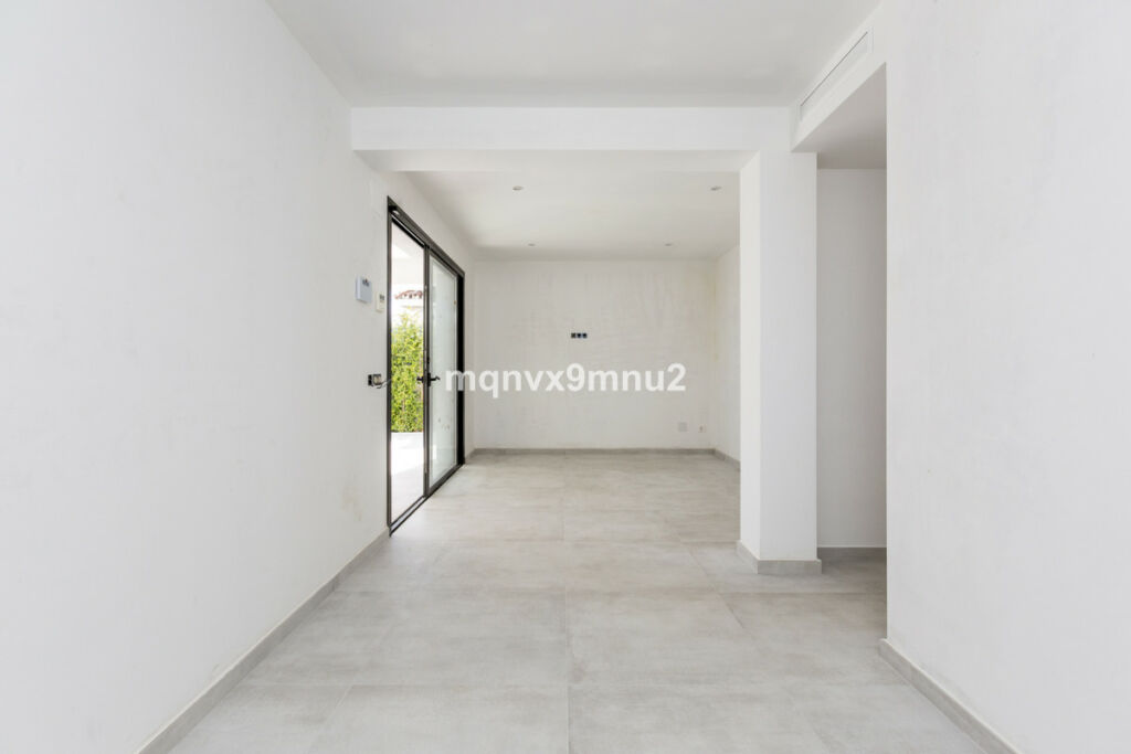 Detached Villa El Chaparral Málaga - image 26