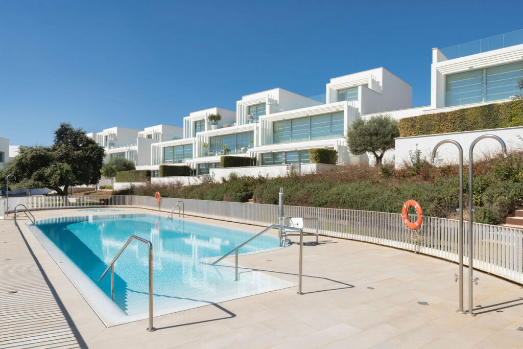 Detached Villa Sotogrande Cádiz - image 26