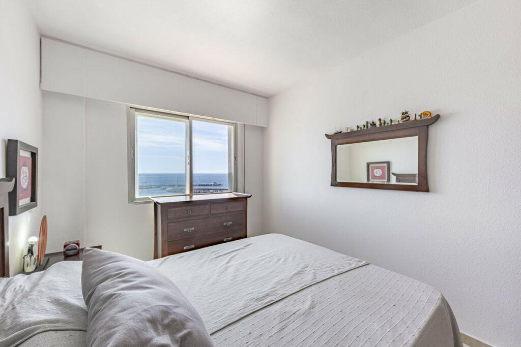 Middle Floor Apartment Estepona Málaga - image 16