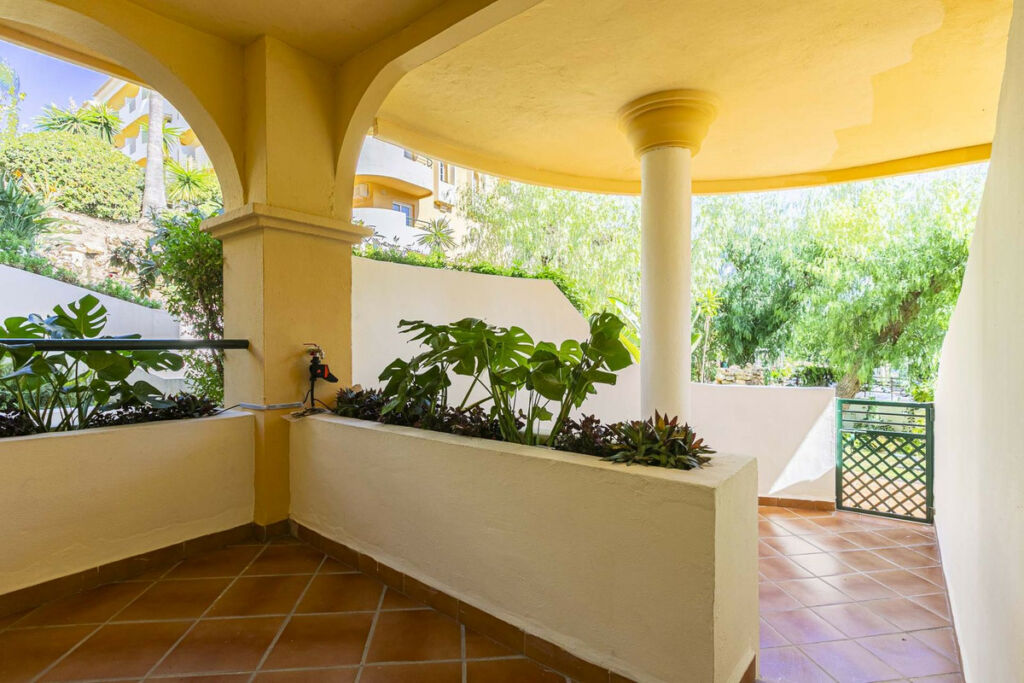 Duplex Nueva Andalucía Málaga - image 26