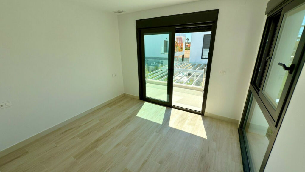 Detached Villa Muchamiel Alicante - image 26